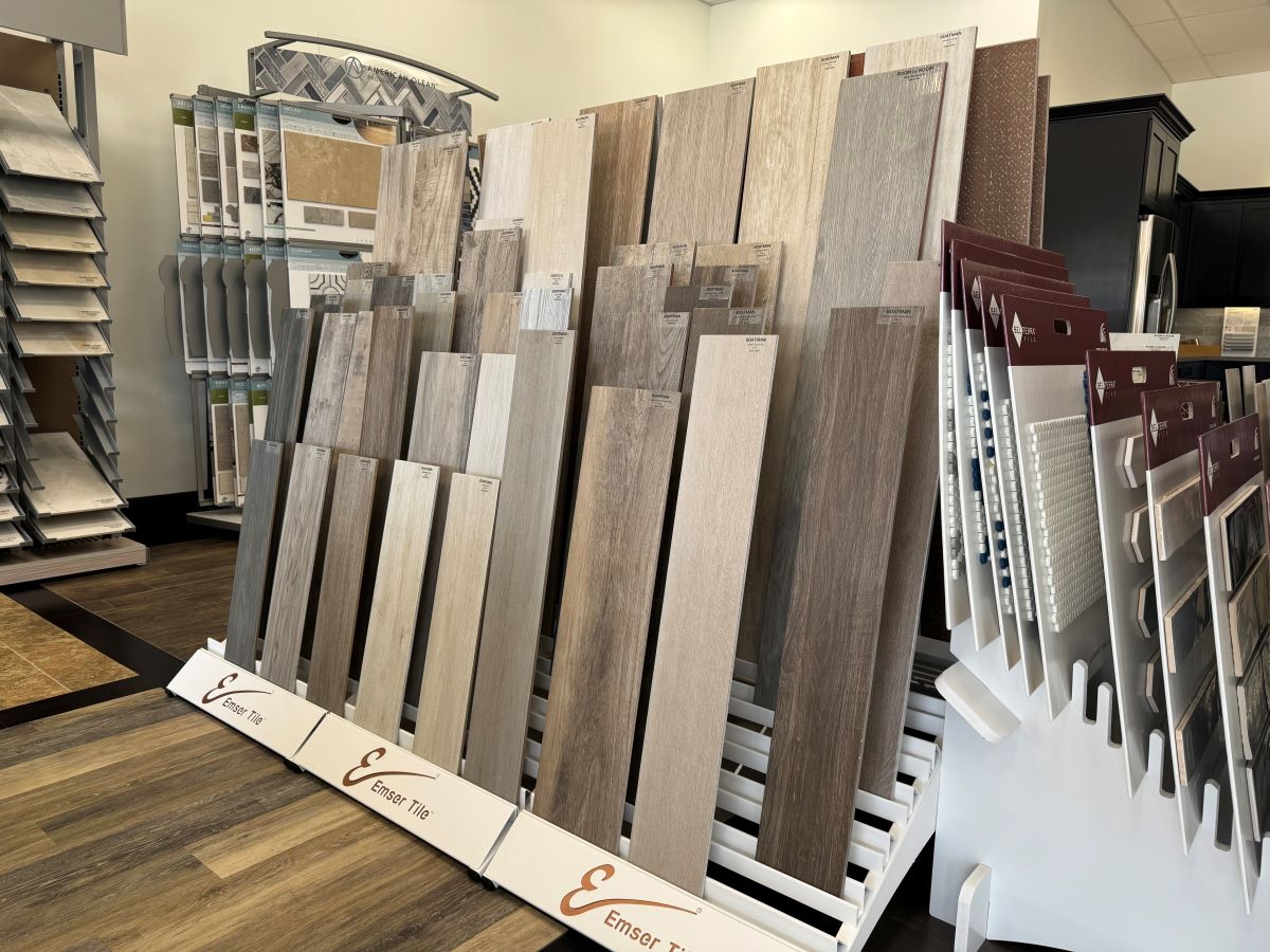 wide plank hardwood flooring samples in showroom wide plank hardwood flooring samples in showroom