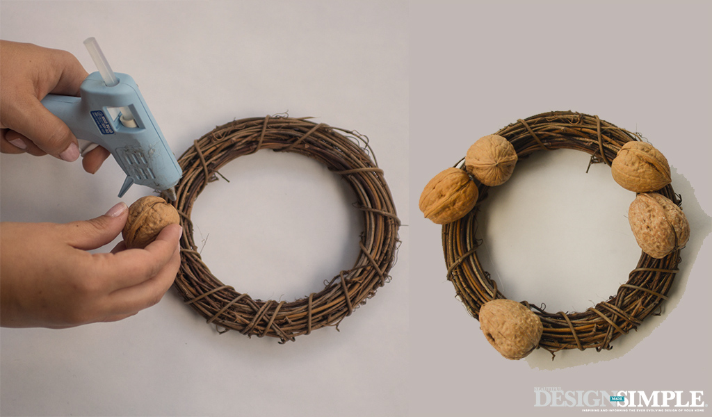 Simple DIY Wreath Step 1 diy home decor
